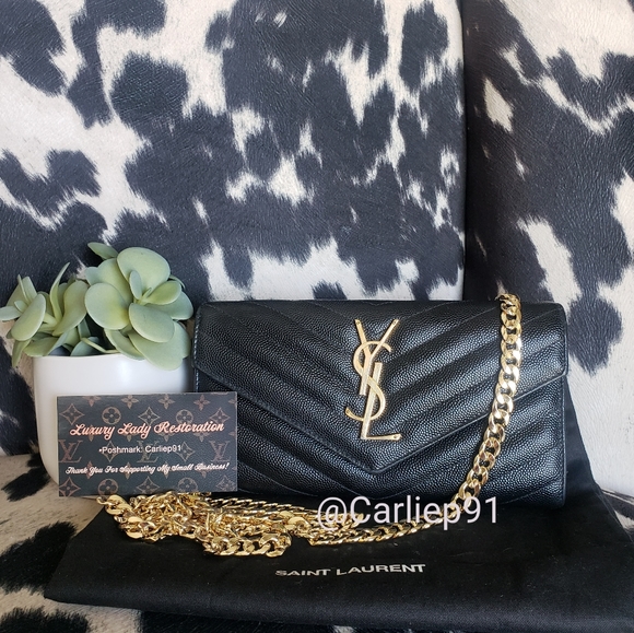 Yves Saint Laurent Handbags - Authentic Yves Saint Laurent Grain De Poudre Envelope Wallet Crossbody